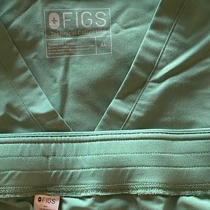 Jade Green Figs Scrub Set - Limited Edition *flaw*